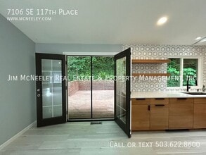 7106 SE 117th Pl in Portland, OR - Building Photo - Building Photo