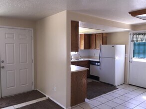 947 Canyon Rd in Ogden, UT - Building Photo - Building Photo