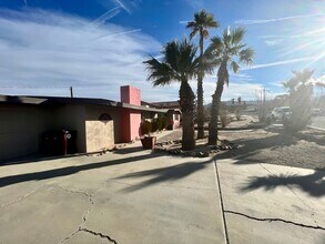 5673 Skyview Ln in Twentynine Palms, CA - Building Photo - Building Photo