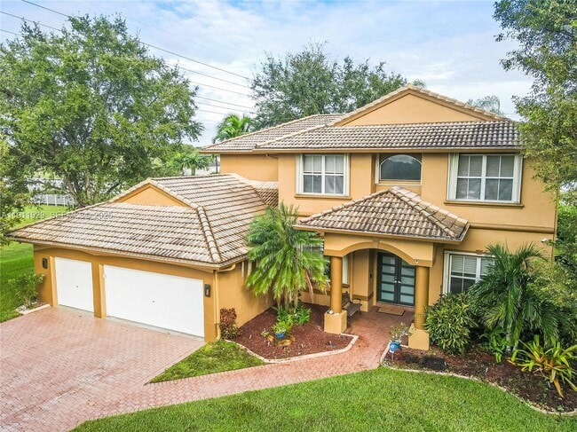 15841 SW 61st St in Davie, FL - Building Photo - Building Photo