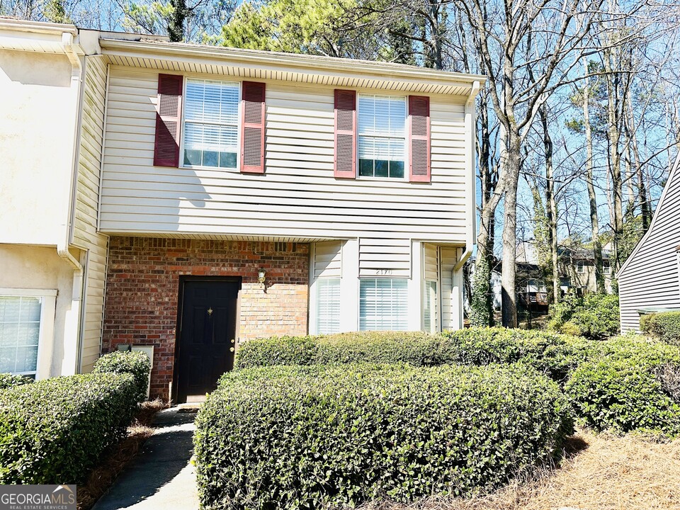 2170 Fairways Ct in Kennesaw, GA - Building Photo