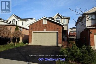 407 Westforest Trail in Kitchener, ON - Building Photo