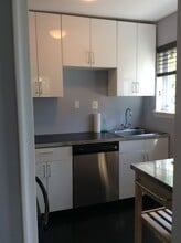 230 Varnum St NE, Unit 2 in Washington, DC - Building Photo - Building Photo