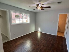 1020 Vera Ct in Irving, TX - Building Photo - Building Photo