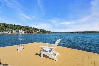 363 Lakeside Blvd in Hopatcong, NJ - Building Photo - Building Photo
