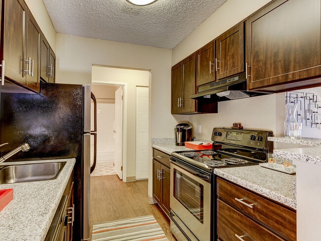 ReNew Cherry Creek in Denver, CO - Building Photo - Building Photo