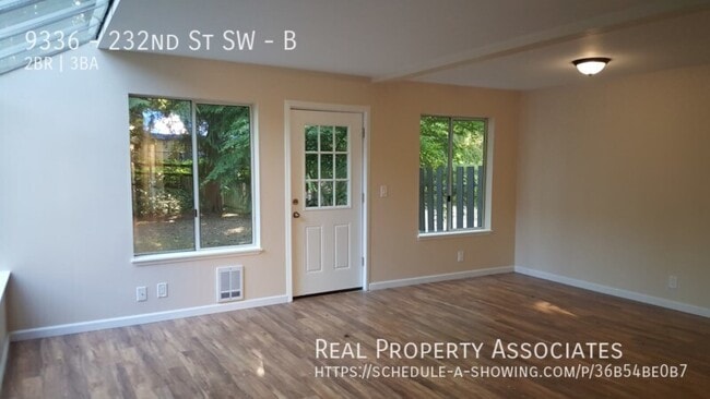 9336 232nd St SW in Edmonds, WA - Building Photo - Building Photo