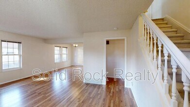 2033 Sussex Ln in Colorado Springs, CO - Building Photo - Building Photo