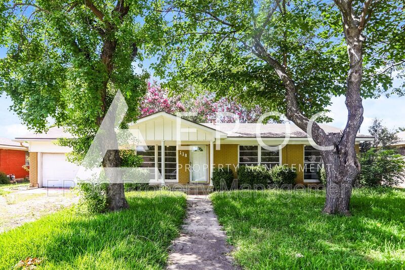 118 Darden Dr in Robinson, TX - Building Photo