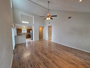 2113 Wilderness Path in Fort Walton Beach, FL - Building Photo - Building Photo