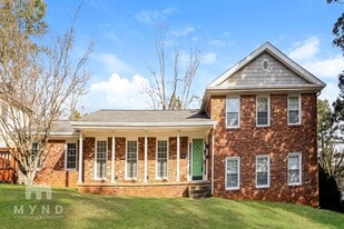 1688 Knob Hill Ct NE in Atlanta, GA - Building Photo