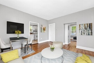 2345 Gaebler Ave in Overland, MO - Building Photo - Building Photo