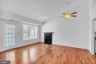4533 28th Rd S in Arlington, VA - Building Photo - Building Photo