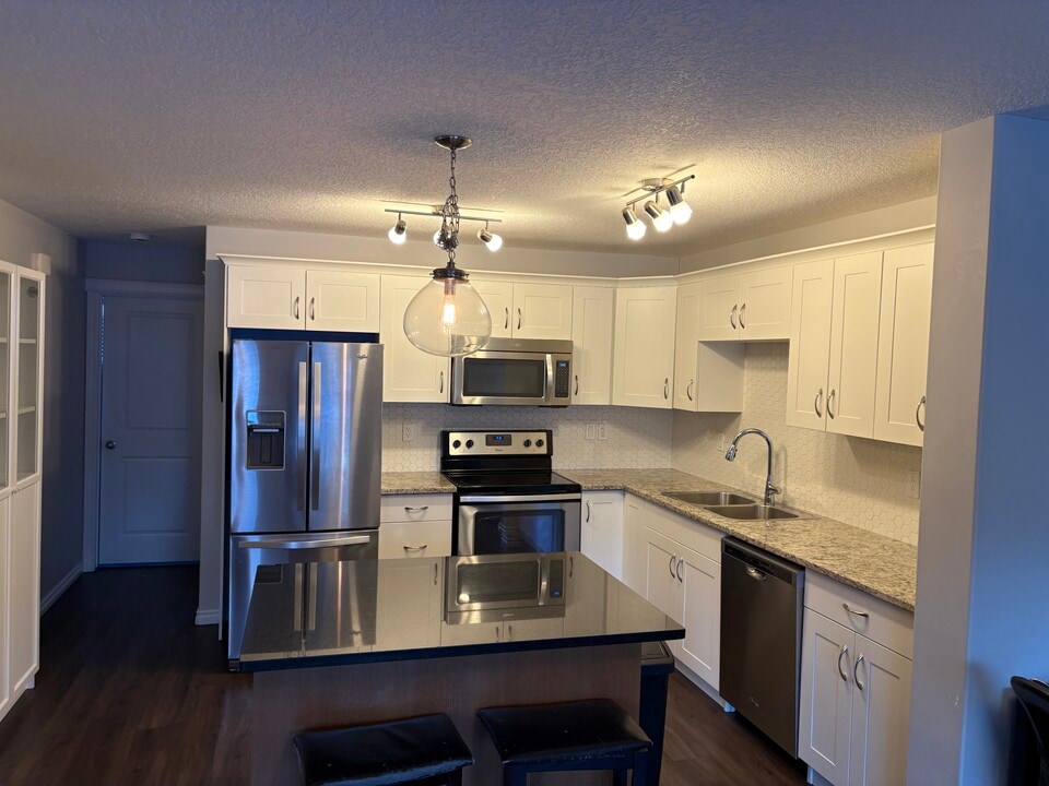 210 Rajput Way in Saskatoon, SK - Building Photo