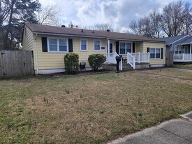 4629 Windermere Ave in Norfolk, VA - Building Photo