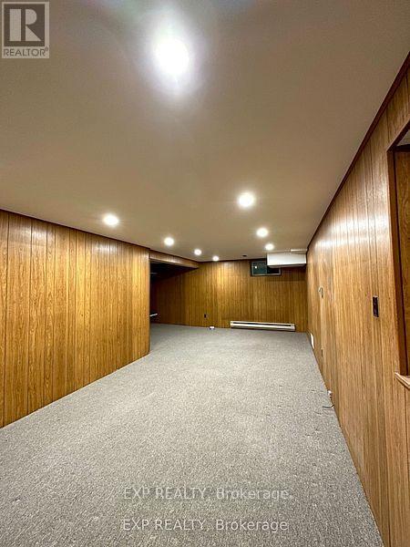 10 Harringay Crescent in Toronto, ON - Building Photo - Building Photo