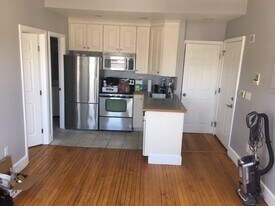 1 Centre Street Ter, Unit 3 in Boston, MA - Building Photo