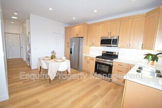 676 Doris Ave in Oxnard, CA - Building Photo - Building Photo
