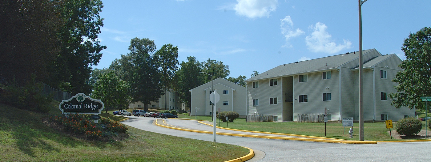 Colonial Ridge in Colonial Heights, VA - Building Photo