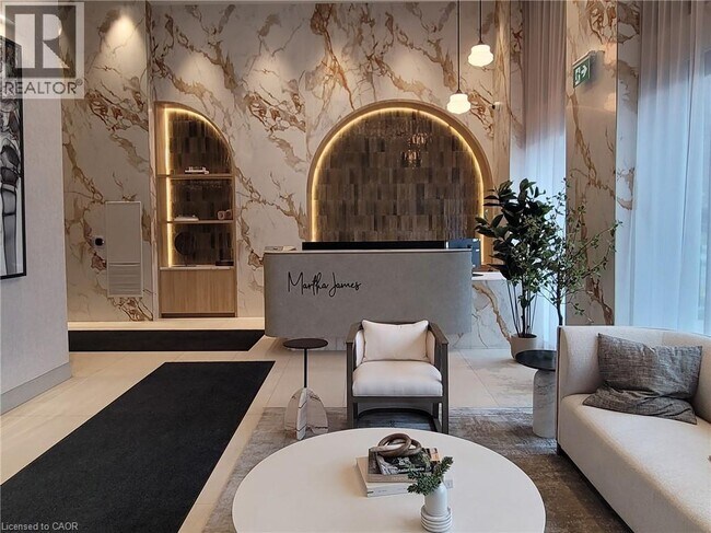 2088 James St in Burlington, ON - Building Photo - Building Photo