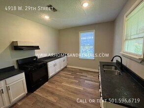 4918 W 29th St in Little Rock, AR - Building Photo - Building Photo