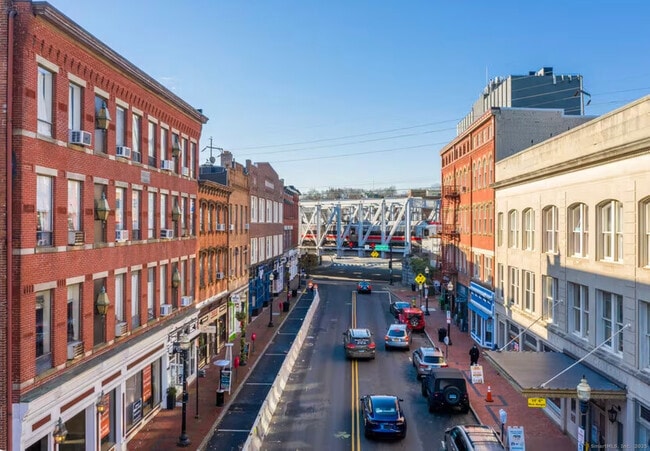 property at 14 Haviland St