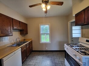 1412 E 25th St in Des Moines, IA - Building Photo - Building Photo