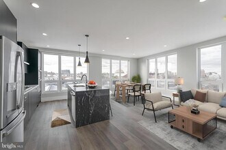 526 Brown St in Philadelphia, PA - Building Photo - Building Photo