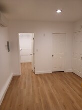 18309 San Fernando Mission Blvd in Los Angeles, CA - Building Photo - Building Photo