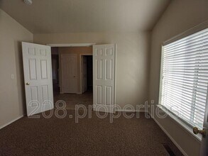 611 N Kayden Way in Meridian, ID - Building Photo - Building Photo