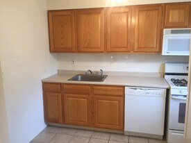 2467 NJ-10 in Morris Plains, NJ - Building Photo