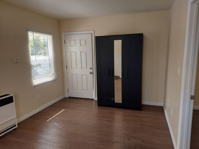 149 W 47th Pl in Los Angeles, CA - Building Photo - Building Photo