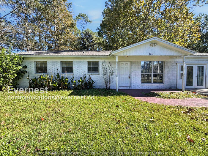 5717 Kinkaid Rd in Jacksonville, FL - Building Photo