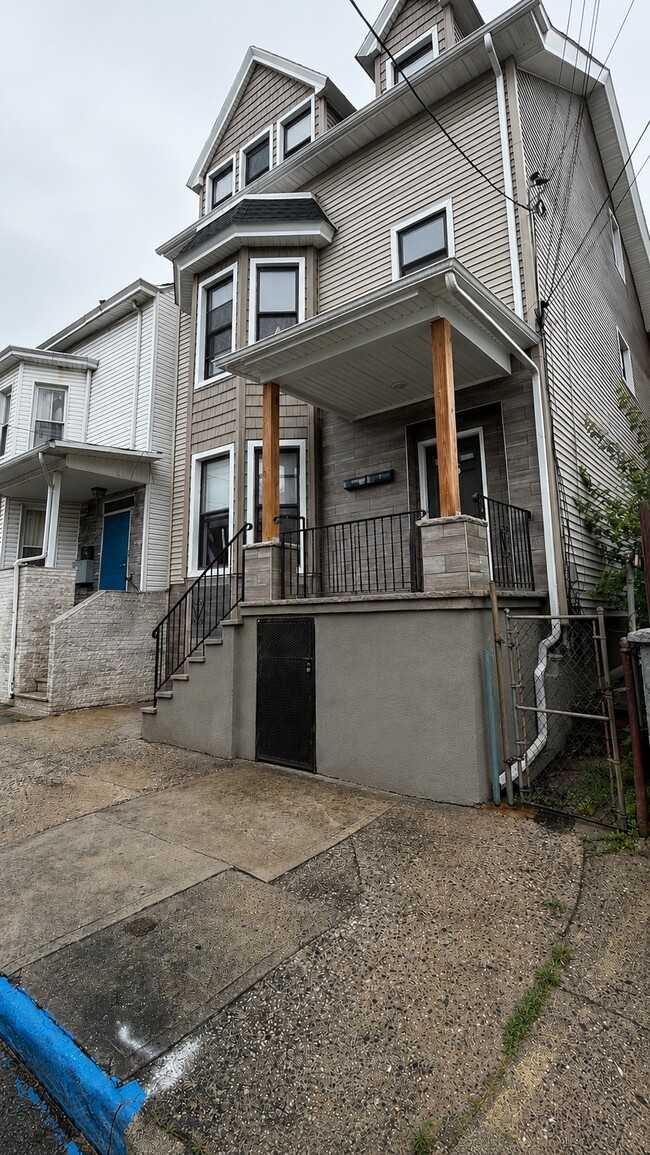 property at 25 Oak St