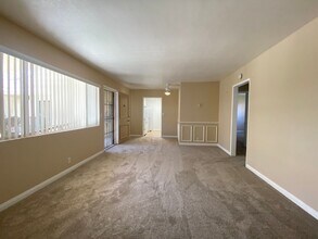 1740 Roosevelt Ave in San Diego, CA - Building Photo - Building Photo