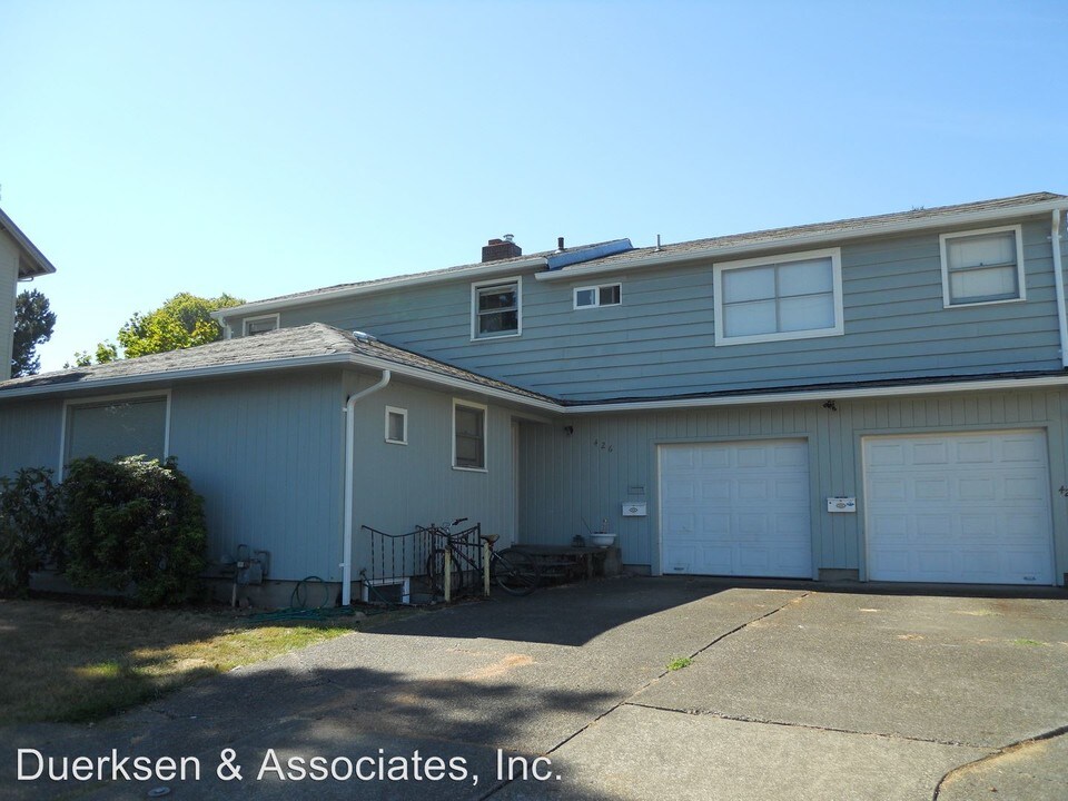 426 NW 25th St in Corvallis, OR - Building Photo