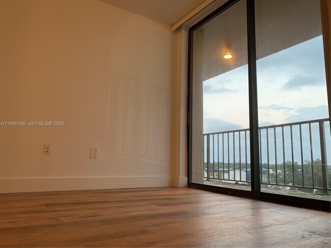 16751 NE 9th Ave in Miami, FL - Building Photo - Building Photo