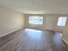 811 Orchid Ct, Unit F in Upland, CA - Building Photo - Building Photo