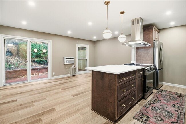 388 S Main St in Providence, RI - Building Photo - Building Photo