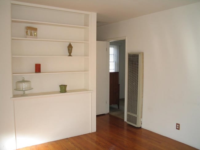 3752 Lewis Ave in Long Beach, CA - Building Photo - Building Photo