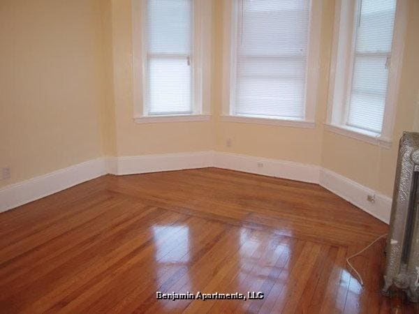 463 Park Dr, Unit 3 in Boston, MA - Building Photo - Building Photo