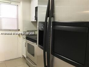 2431 SW 82nd Ave in Davie, FL - Building Photo - Building Photo