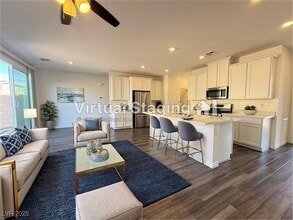 9685 Dalton Lk St in Las Vegas, NV - Foto de edificio - Building Photo