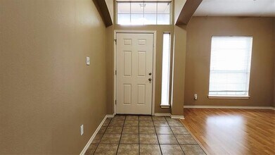 5322 Greyson Dr in Garland, TX - Building Photo - Building Photo