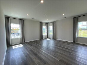 105 Marchmont Dr in Locust Grove, GA - Building Photo - Building Photo