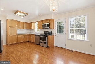 206 N Towne Ct in Mount Airy, MD - Building Photo - Building Photo