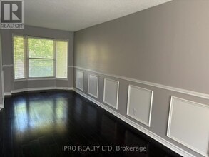 3255 Anderson Crescent in Mississauga, ON - Building Photo - Building Photo