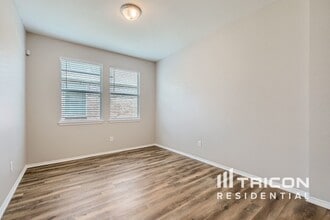 10613 Lansdowne Ln in Rowlett, TX - Building Photo - Building Photo