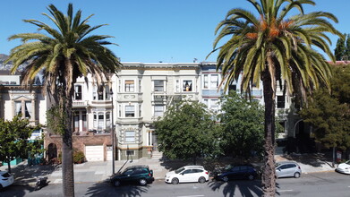 378-384 Dolores St in San Francisco, CA - Building Photo - Building Photo