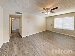 904 W Yale Dr in Tempe, AZ - Building Photo - Building Photo